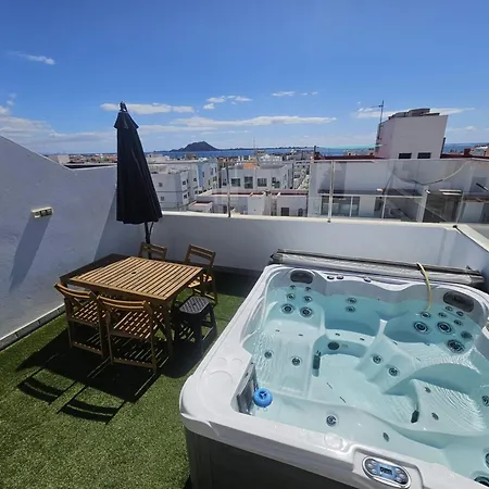 Falco 3 * Corralejo